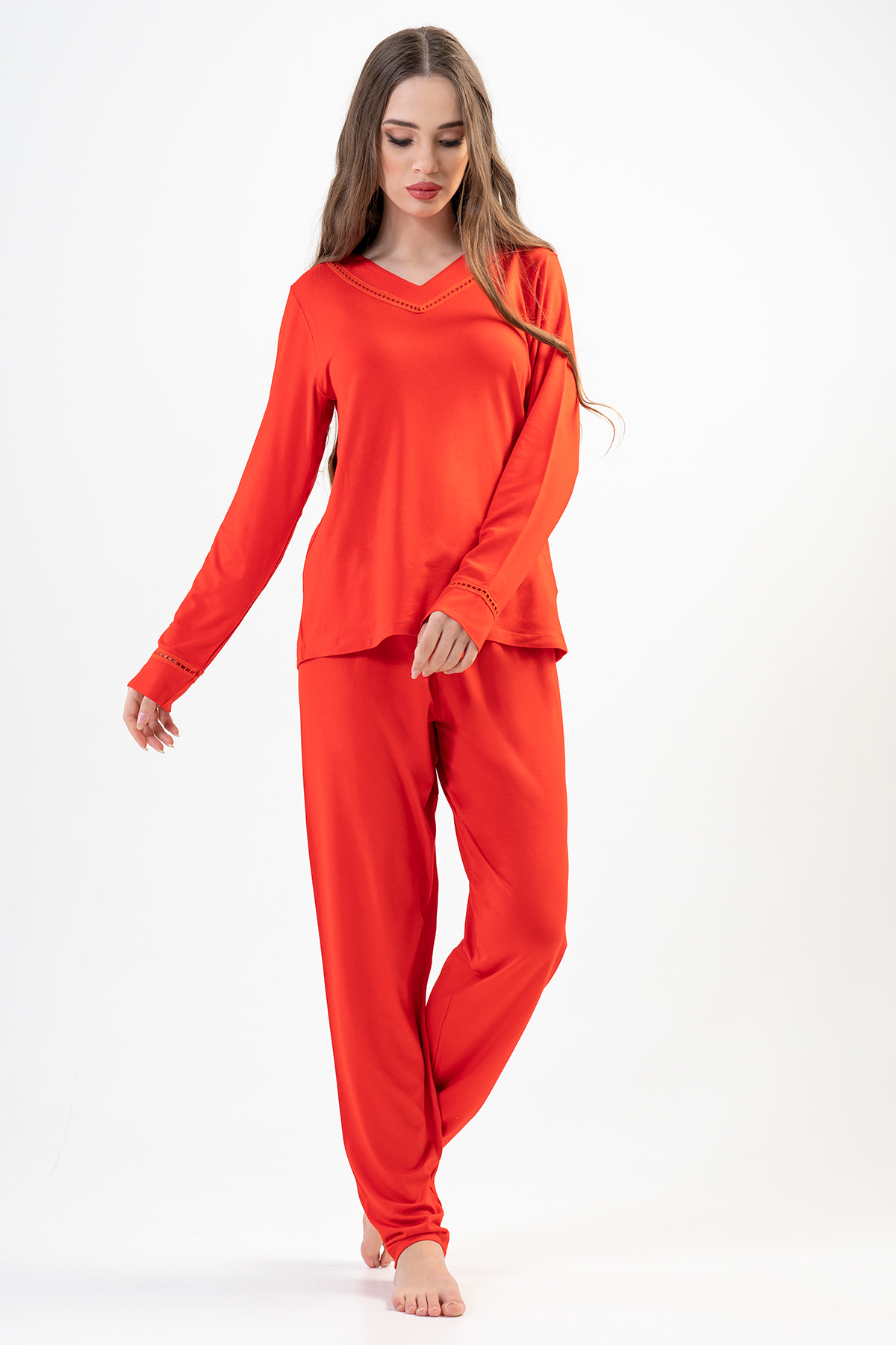 Woman Fiery Red Pyjama Set Woman Fiery Red Pyjama Set