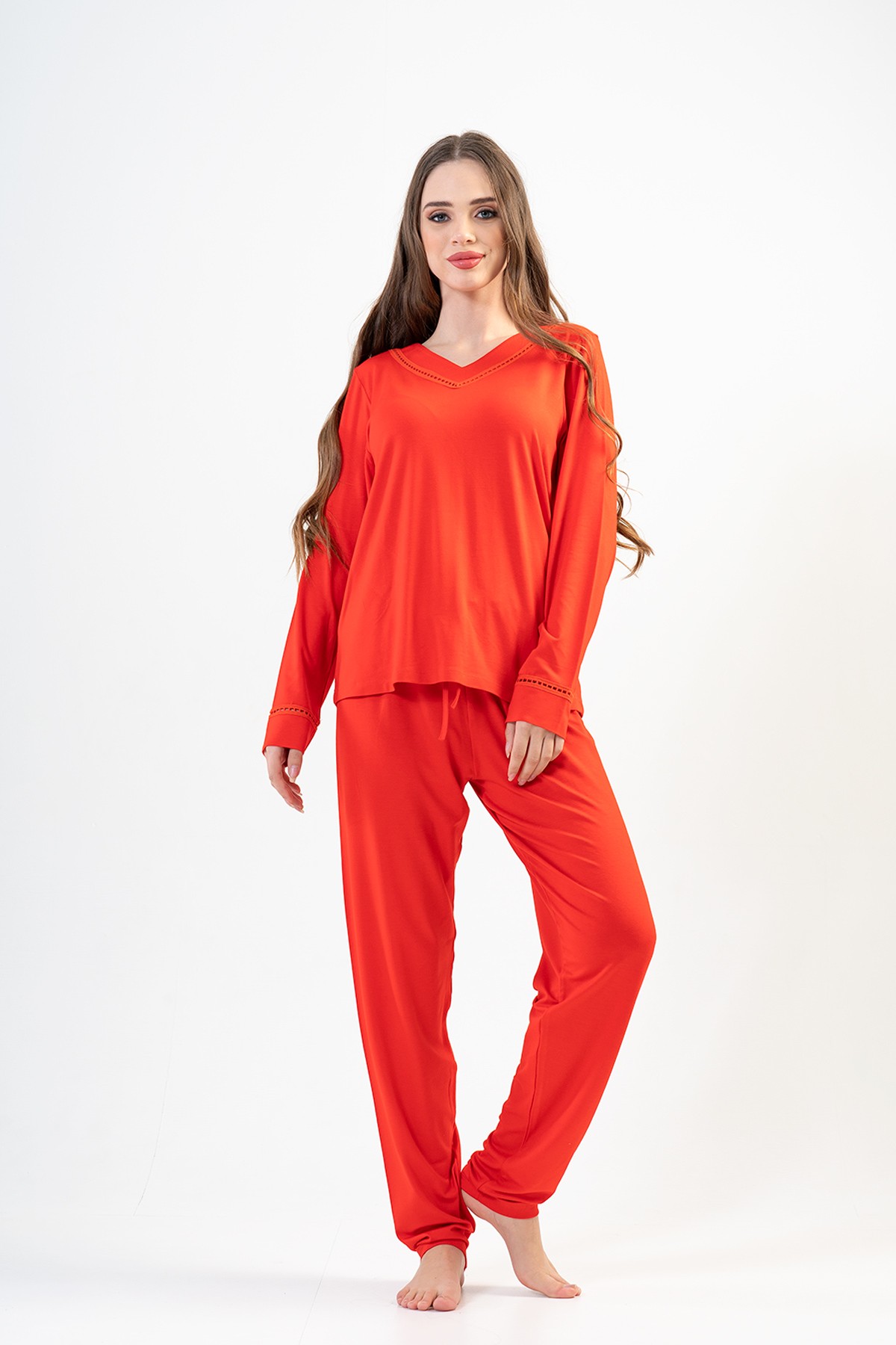 Woman Fiery Red Pyjama Set Woman Fiery Red Pyjama Set