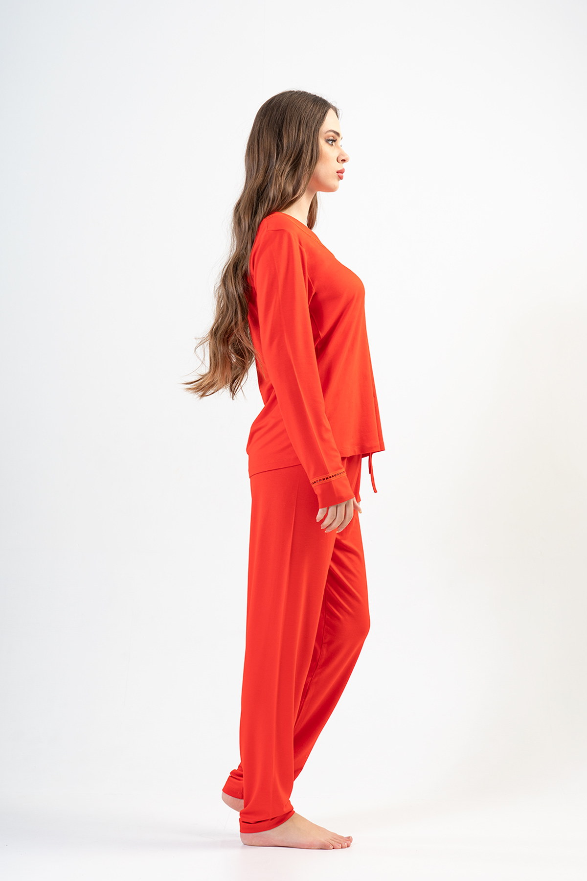 Woman Fiery Red Pyjama Set Woman Fiery Red Pyjama Set
