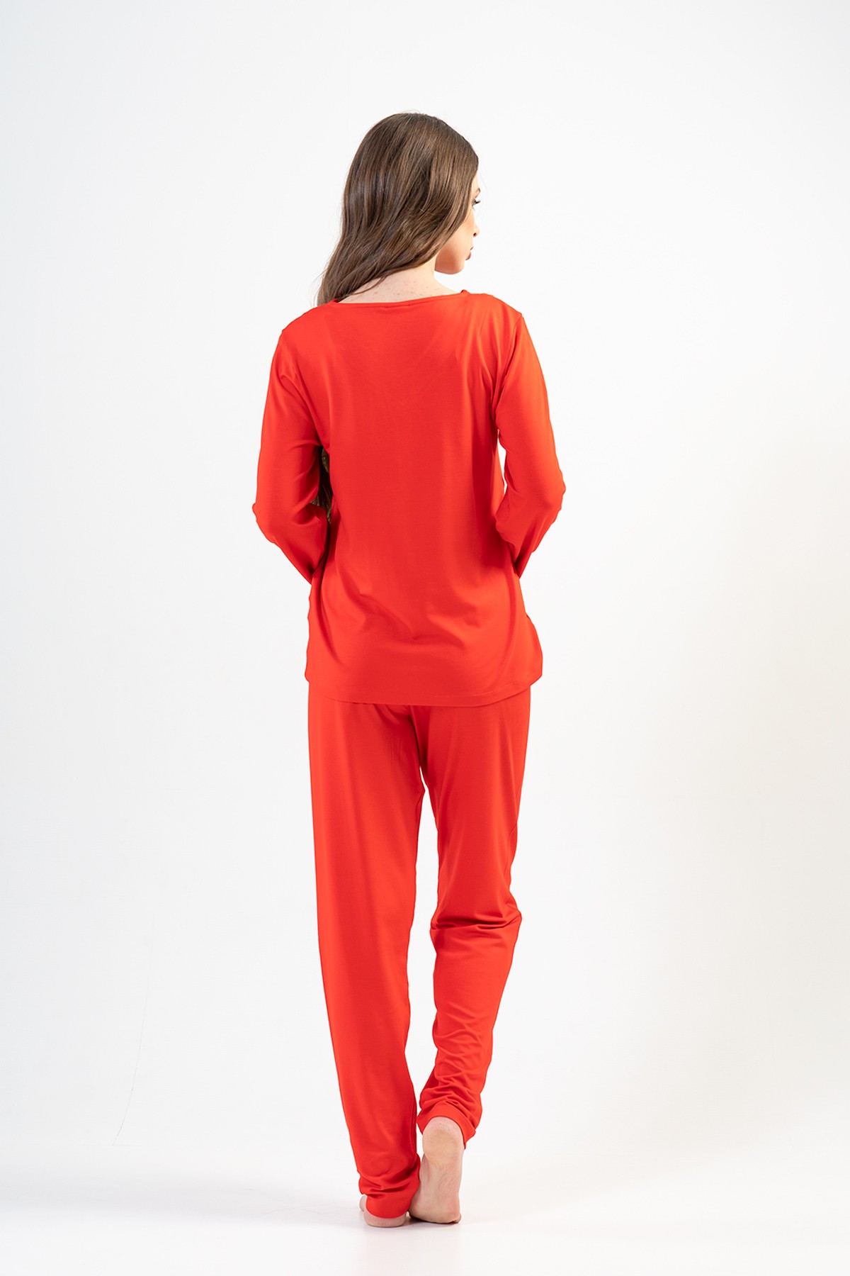 Woman Fiery Red Pyjama Set Woman Fiery Red Pyjama Set