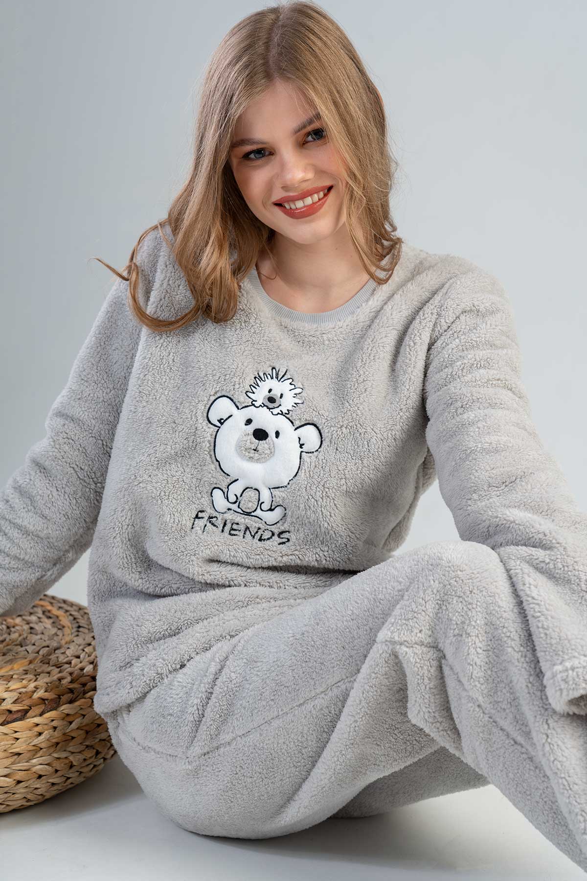 Woman Welsoft Friendy Pyjama Set