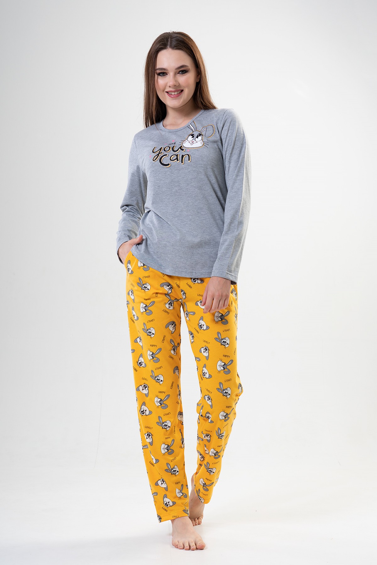 Woman Yellow Pyjama Set Woman Yellow Pyjama Set