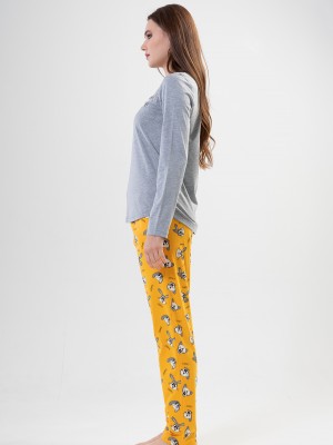 Woman Yellow Pyjama Set Woman Yellow Pyjama Set