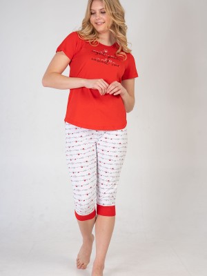 Woman Red Night Capri Set Woman Red Night Capri Set