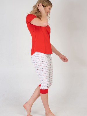 Woman Red Night Capri Set Woman Red Night Capri Set