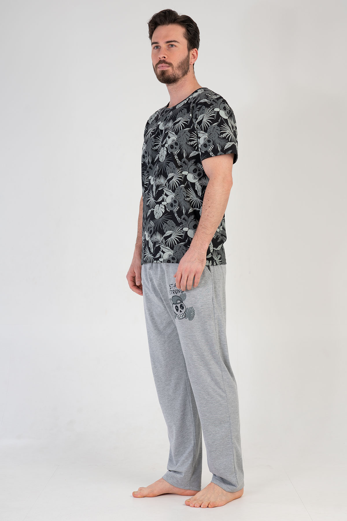 Man Stay Strong Pyjama Set Man Stay Strong Pyjama Set
