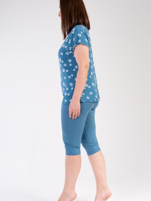Woman Big Size White Flower Capri Set Woman Big Size White Flower Capri Set