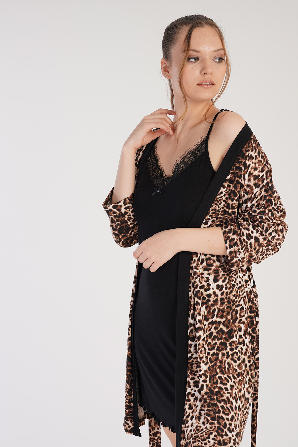 Woman Viscon Leopard Dressing Gown Set Woman Viscon Leopard Dressing Gown Set