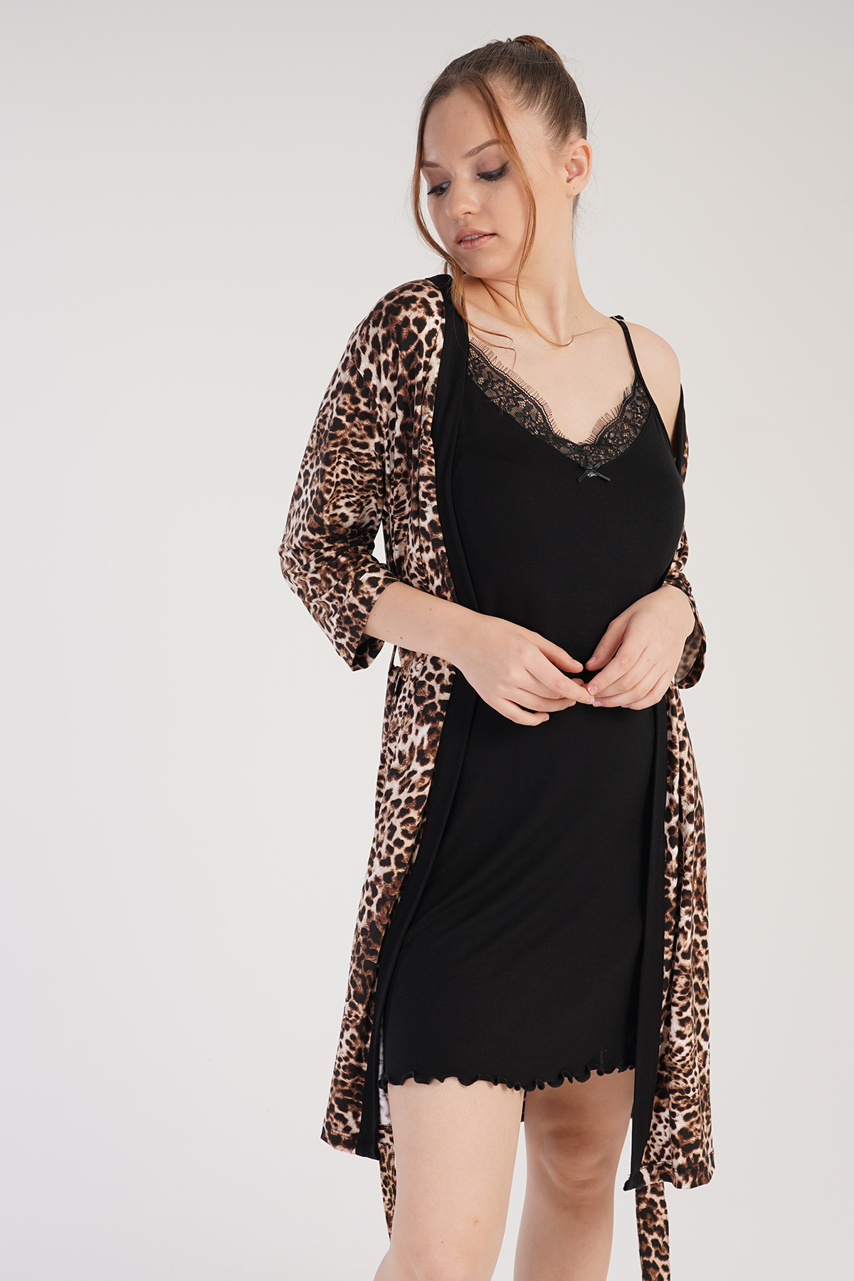 Woman Viscon Leopard Dressing Gown Set Woman Viscon Leopard Dressing Gown Set