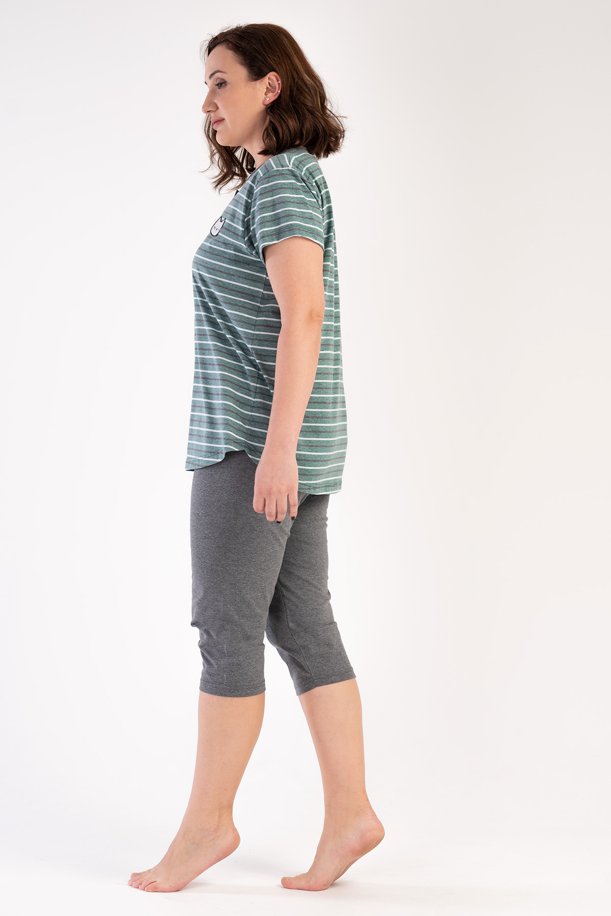 Woman Big Size Greenzone Capri Set Woman Big Size Greenzone Capri Set