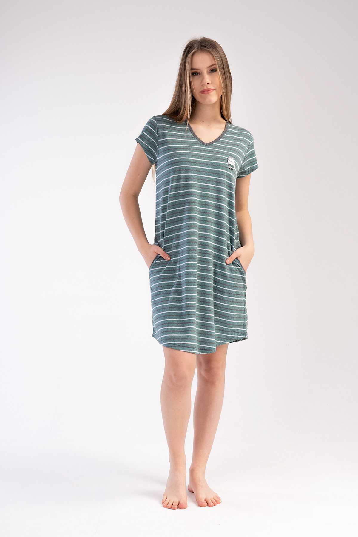 Woman Supreme Line V Neck Tunic Woman Supreme Line V Neck Tunic