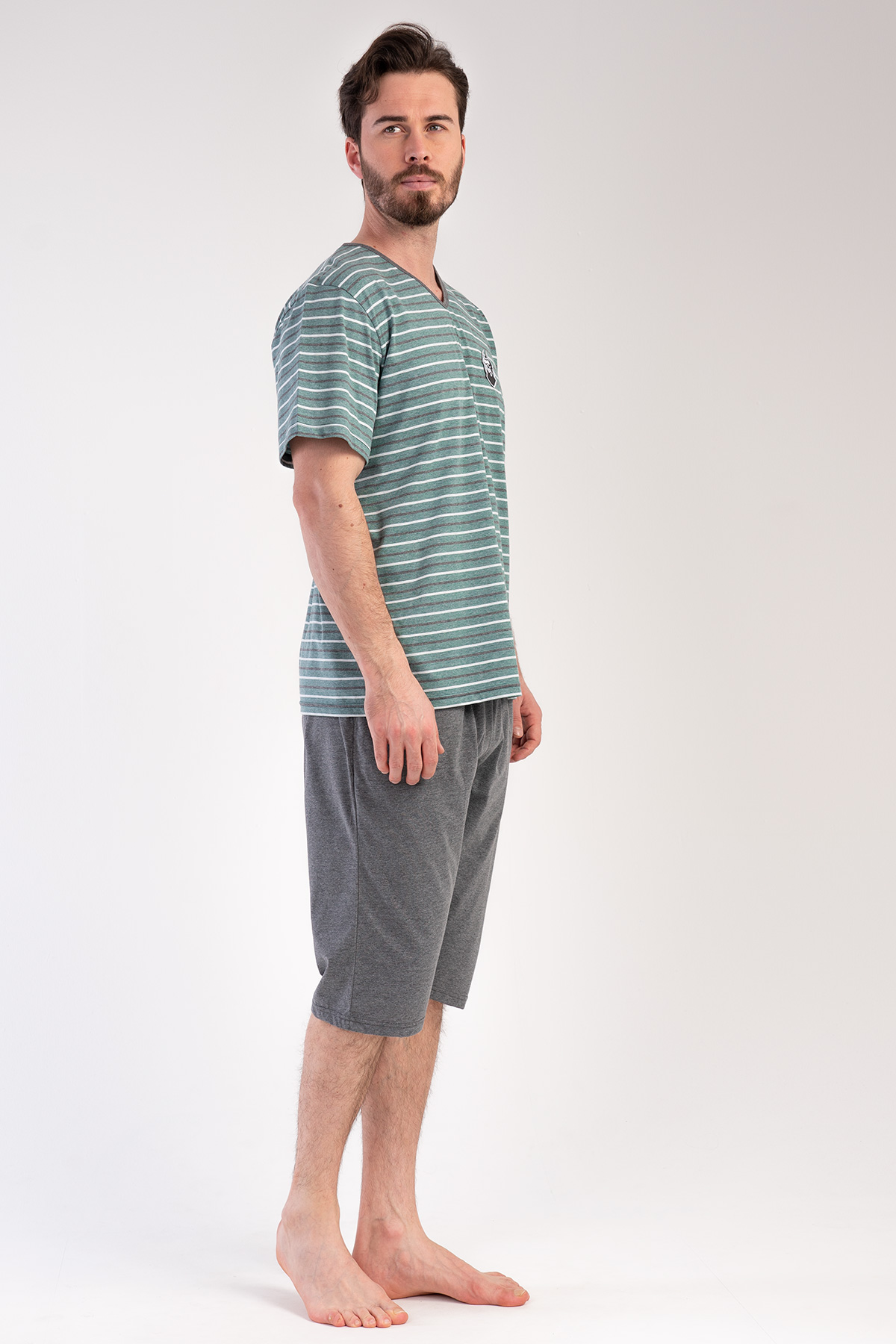 Man XXL Greenzone V Neck Capri Set Man XXL Greenzone V Neck Capri Set