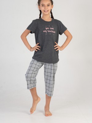 Kids' Girl Antha O Neck Capri Set Kids' Girl Antha O Neck Capri Set