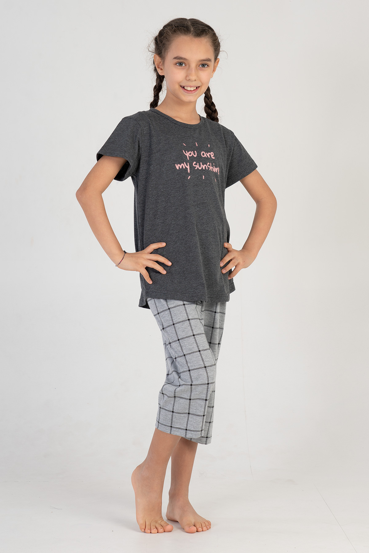Kids' Girl Antha O Neck Capri Set Kids' Girl Antha O Neck Capri Set