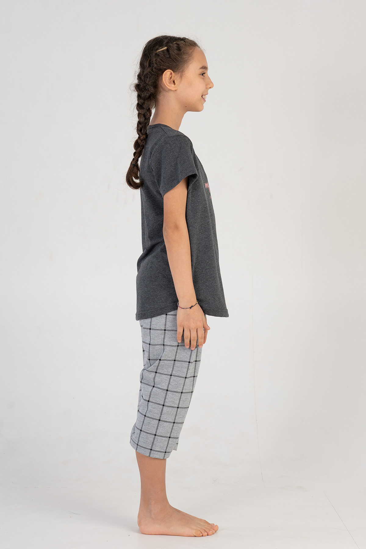 Kids' Girl Antha O Neck Capri Set Kids' Girl Antha O Neck Capri Set