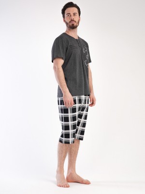 Man Supreme Threen Capri Set Man Supreme Threen Capri Set