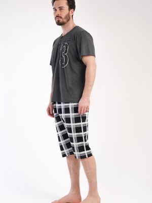 Man Supreme Threen Capri Set Man Supreme Threen Capri Set