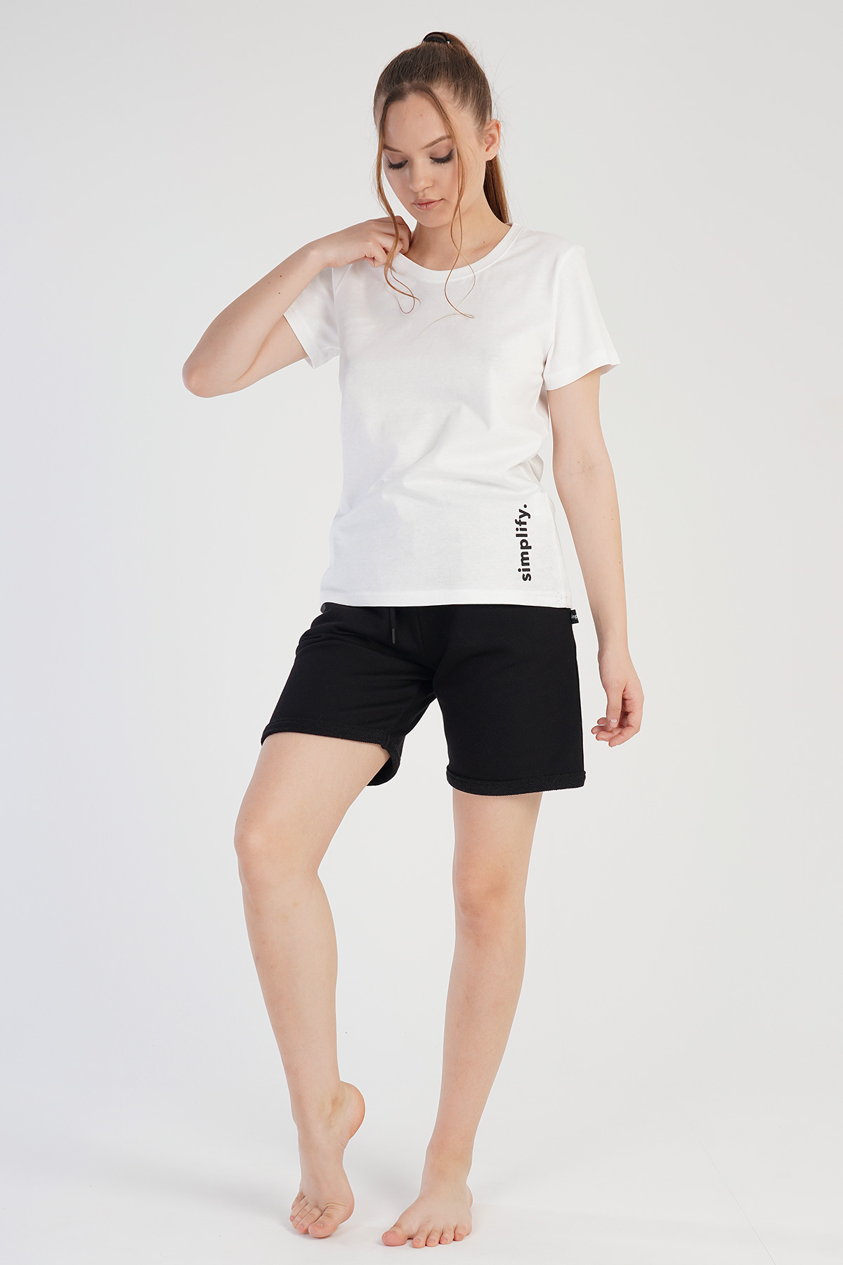 Woman Simplify Short Set Woman Simplify Short Set