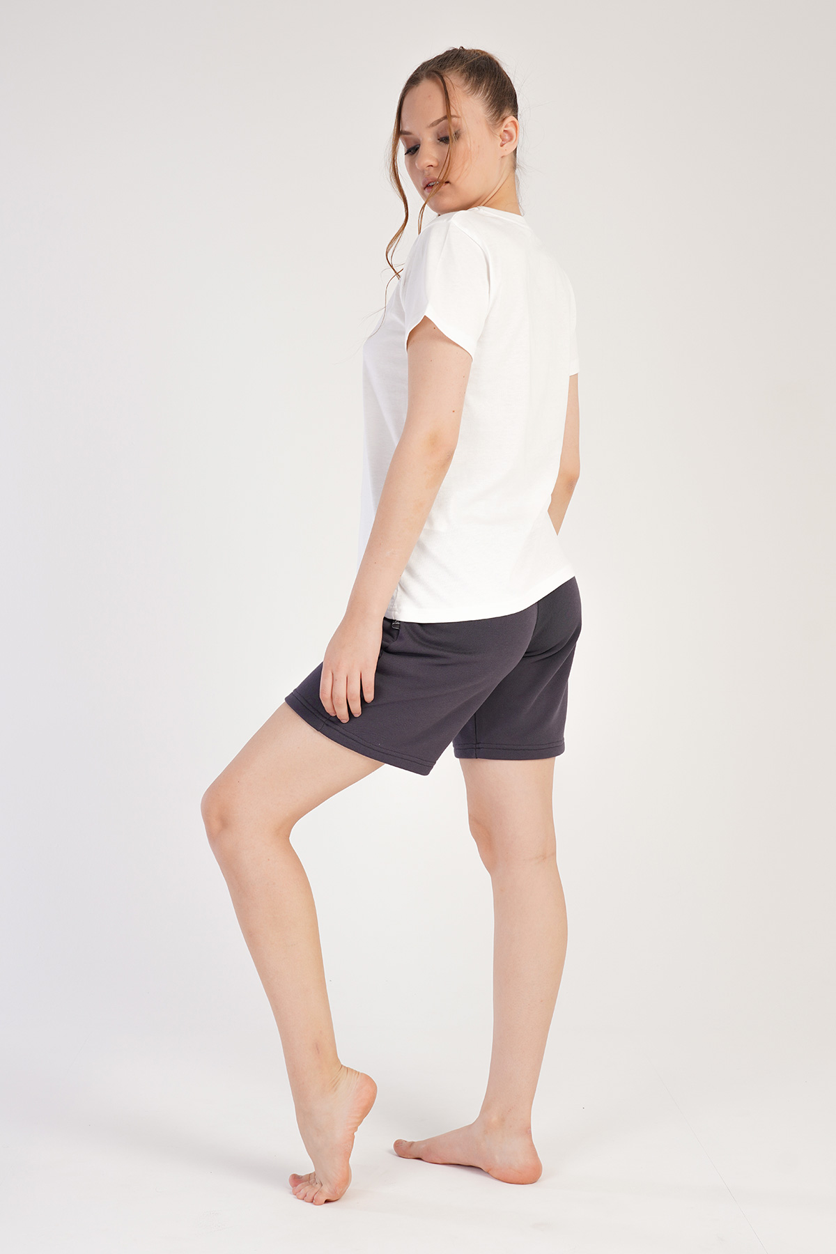 Woman Three Yarn Whity Short Set Woman Three Yarn Whity Short Set