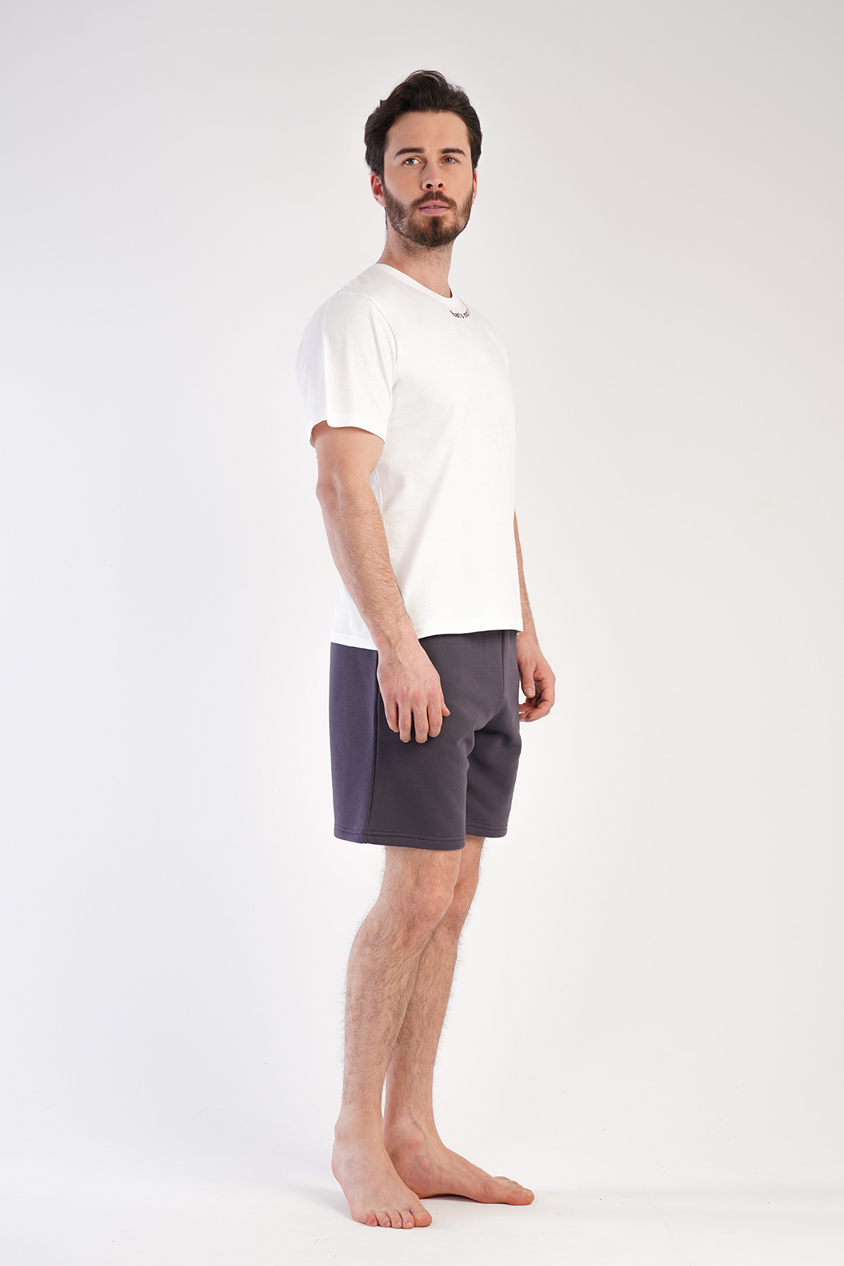 Man Three Yarn Whity Short Set Man Three Yarn Whity Short Set