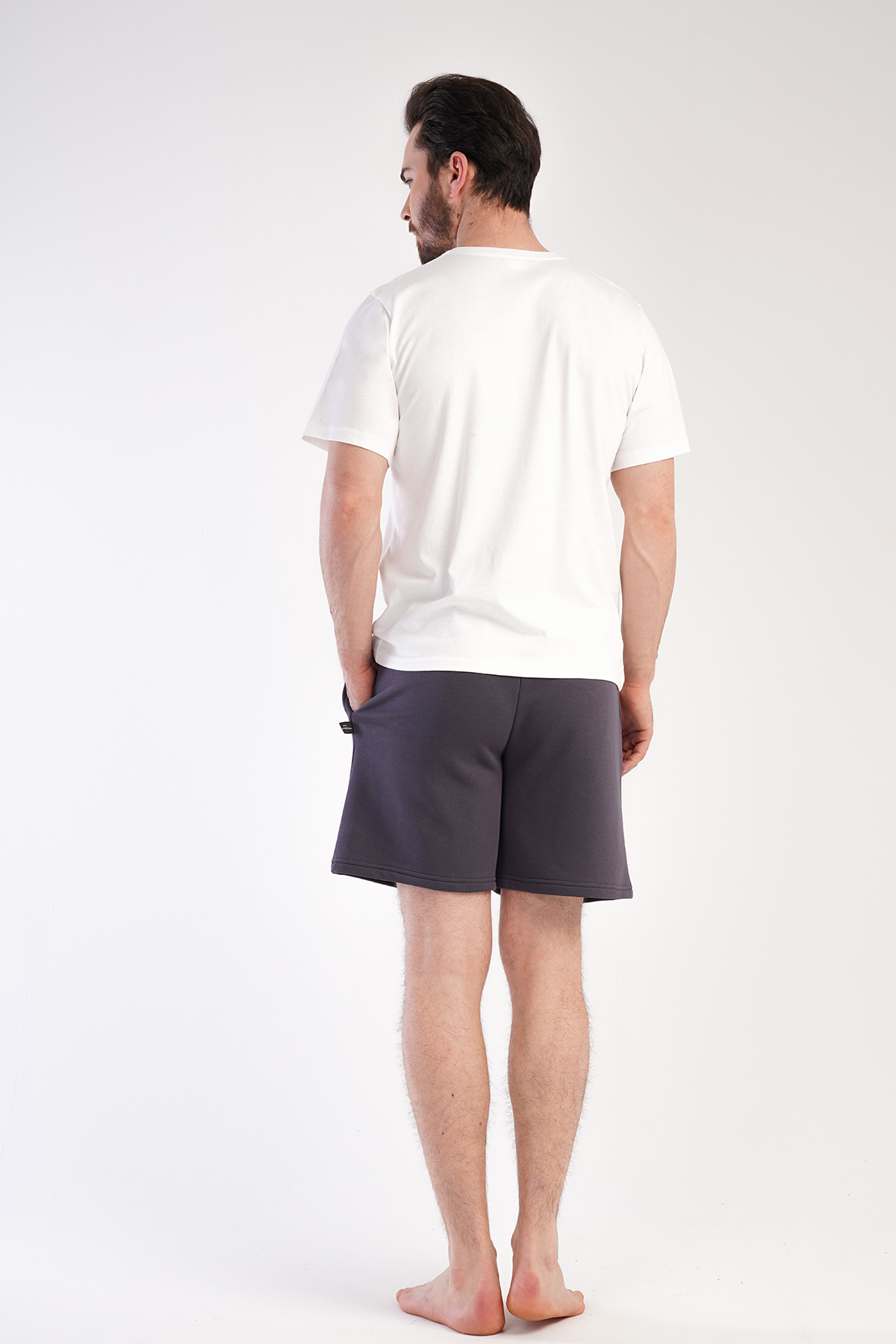 Man Three Yarn Whity Short Set Man Three Yarn Whity Short Set