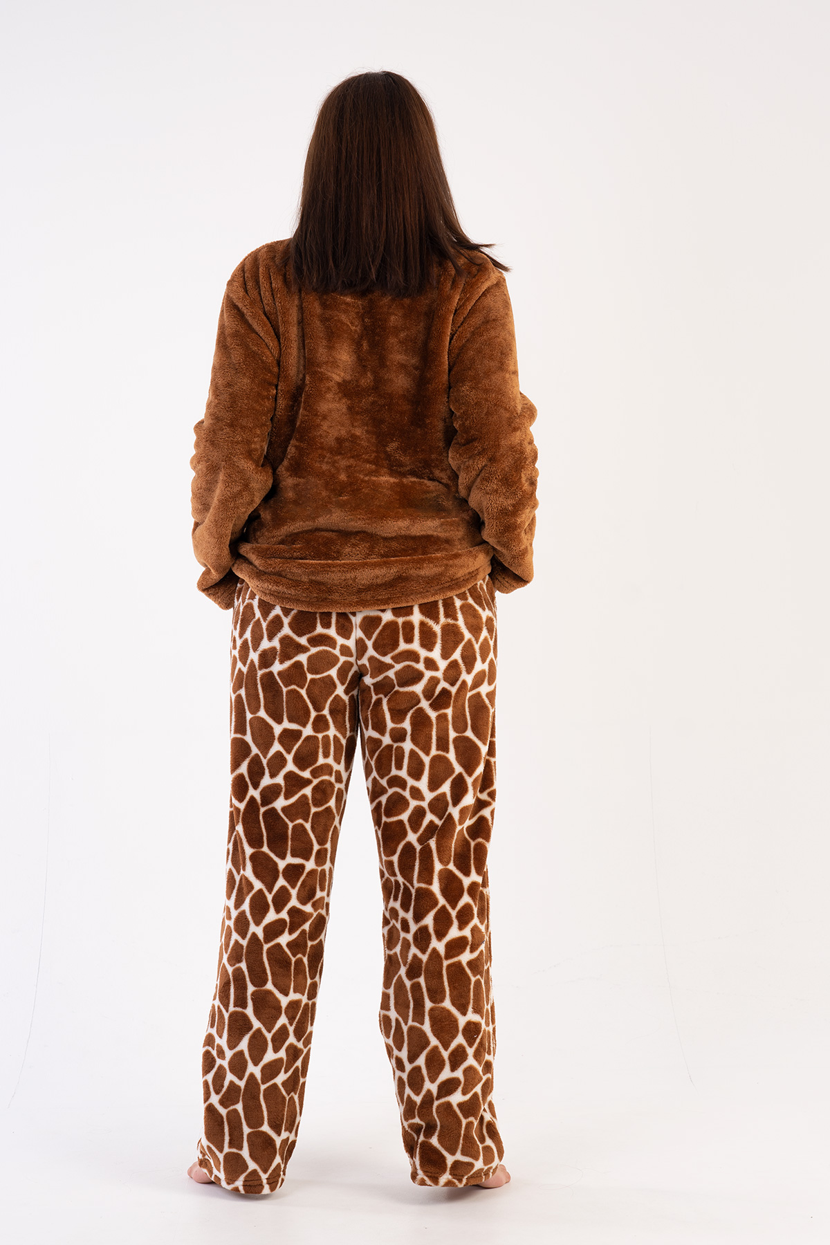 Woman Big Size Soft Fleece Chicky Pyjama Set Woman Big Size Soft Fleece Chicky Pyjama Set