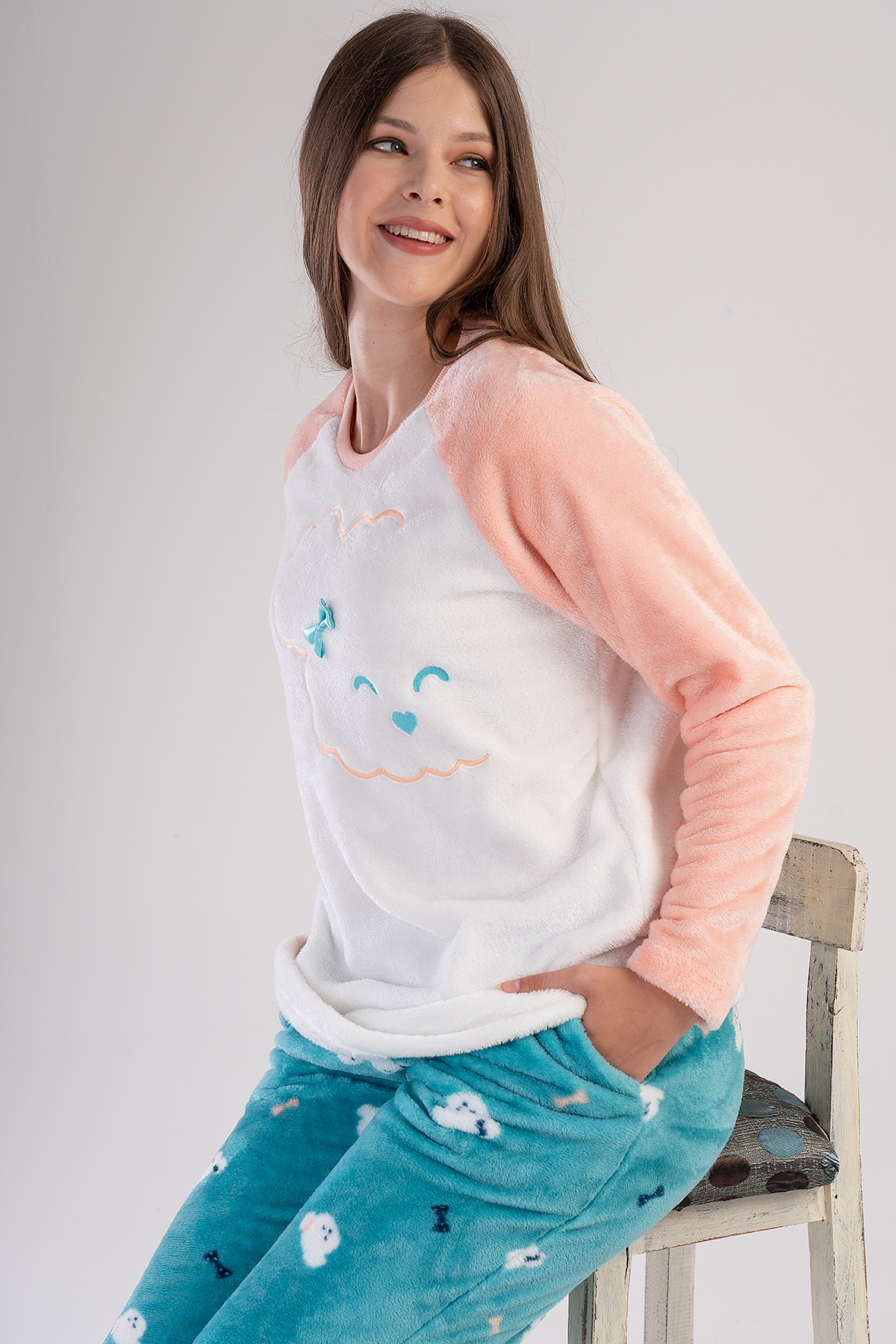 Woman Soft Aqua Pyjama Set