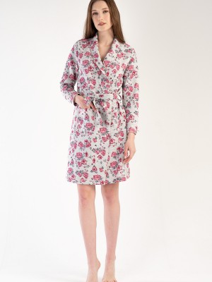 Woman Quilting Flowy Dressing Gown Woman Quilting Flowy Dressing Gown