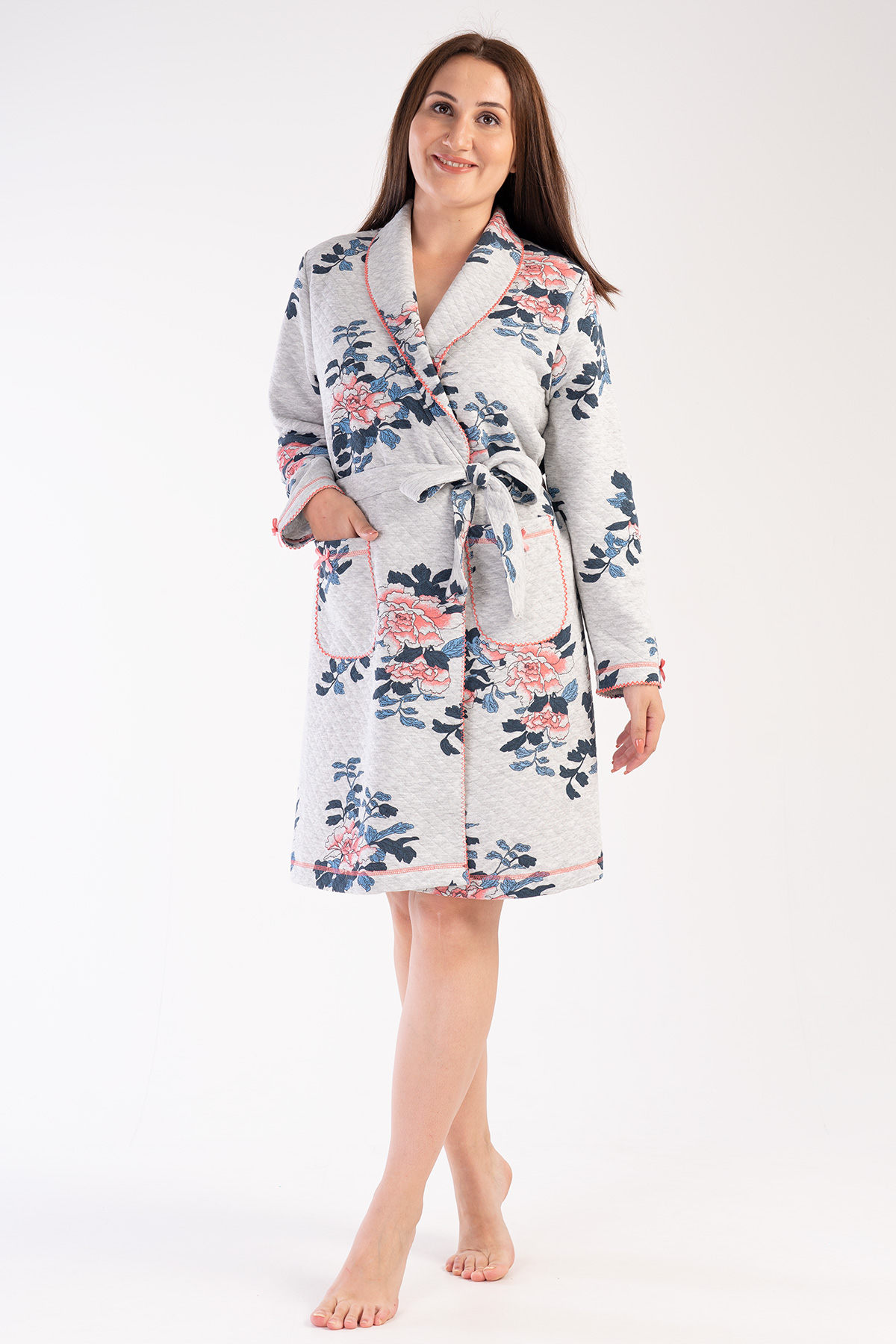 Woman Quilting Big Size Dressing Gown Woman Quilting Big Size Dressing Gown