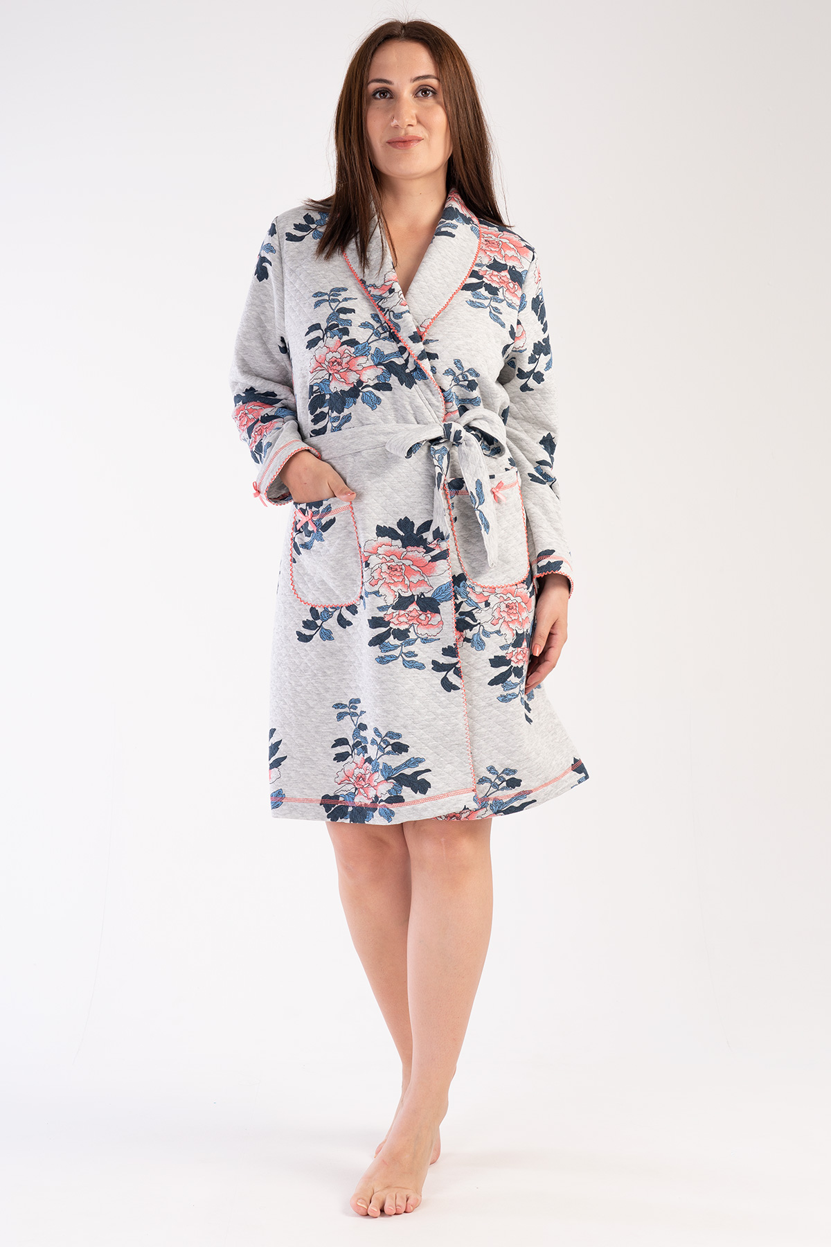Woman Quilting Big Size Dressing Gown Woman Quilting Big Size Dressing Gown