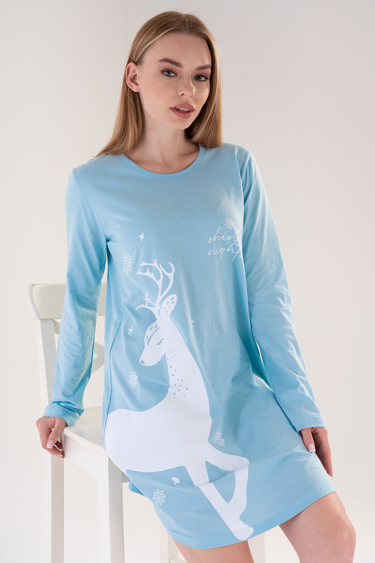 Woman Crystal Blue Christmas Tunic Woman Crystal Blue Christmas Tunic