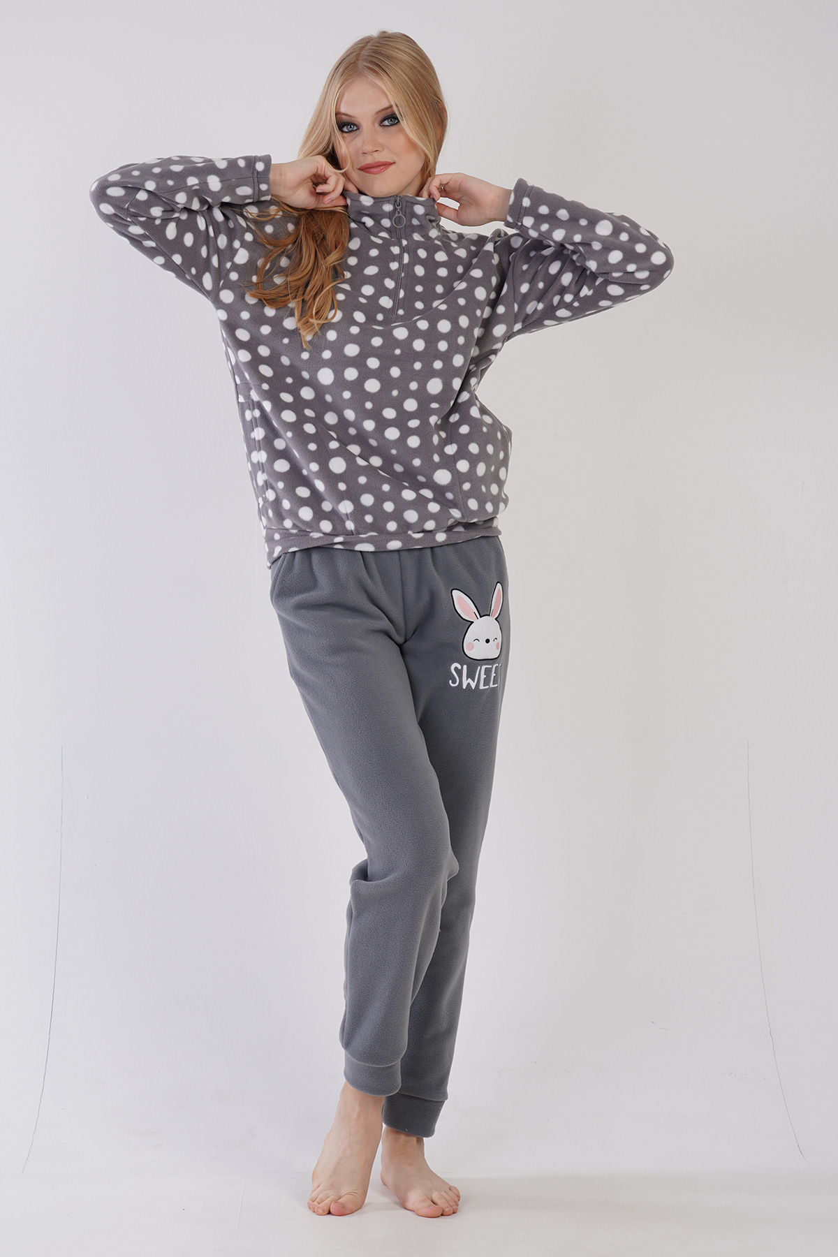 Woman Fleece Gray Sweet Pyjama Set Woman Fleece Gray Sweet Pyjama Set