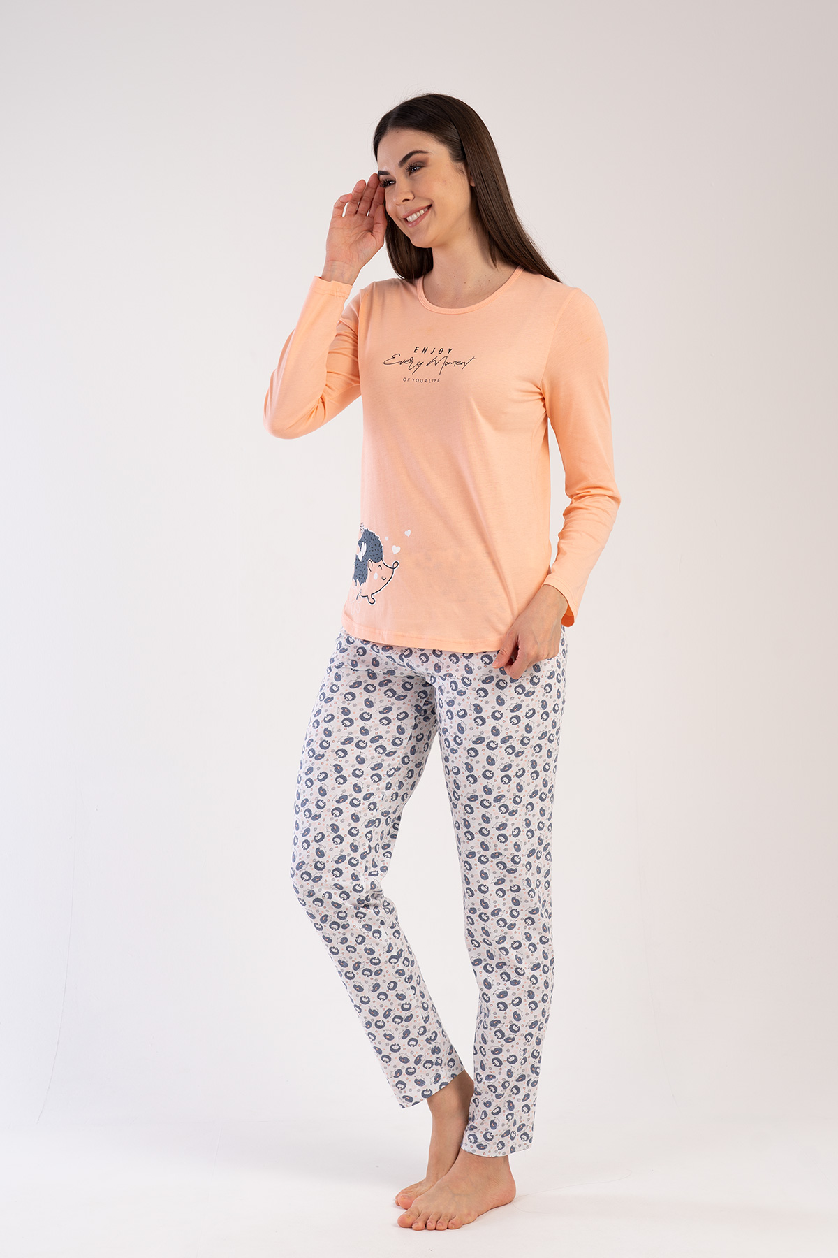 Woman Supreme Hedhedog Pattern Pyjama Set Woman Supreme Hedhedog Pattern Pyjama Set
