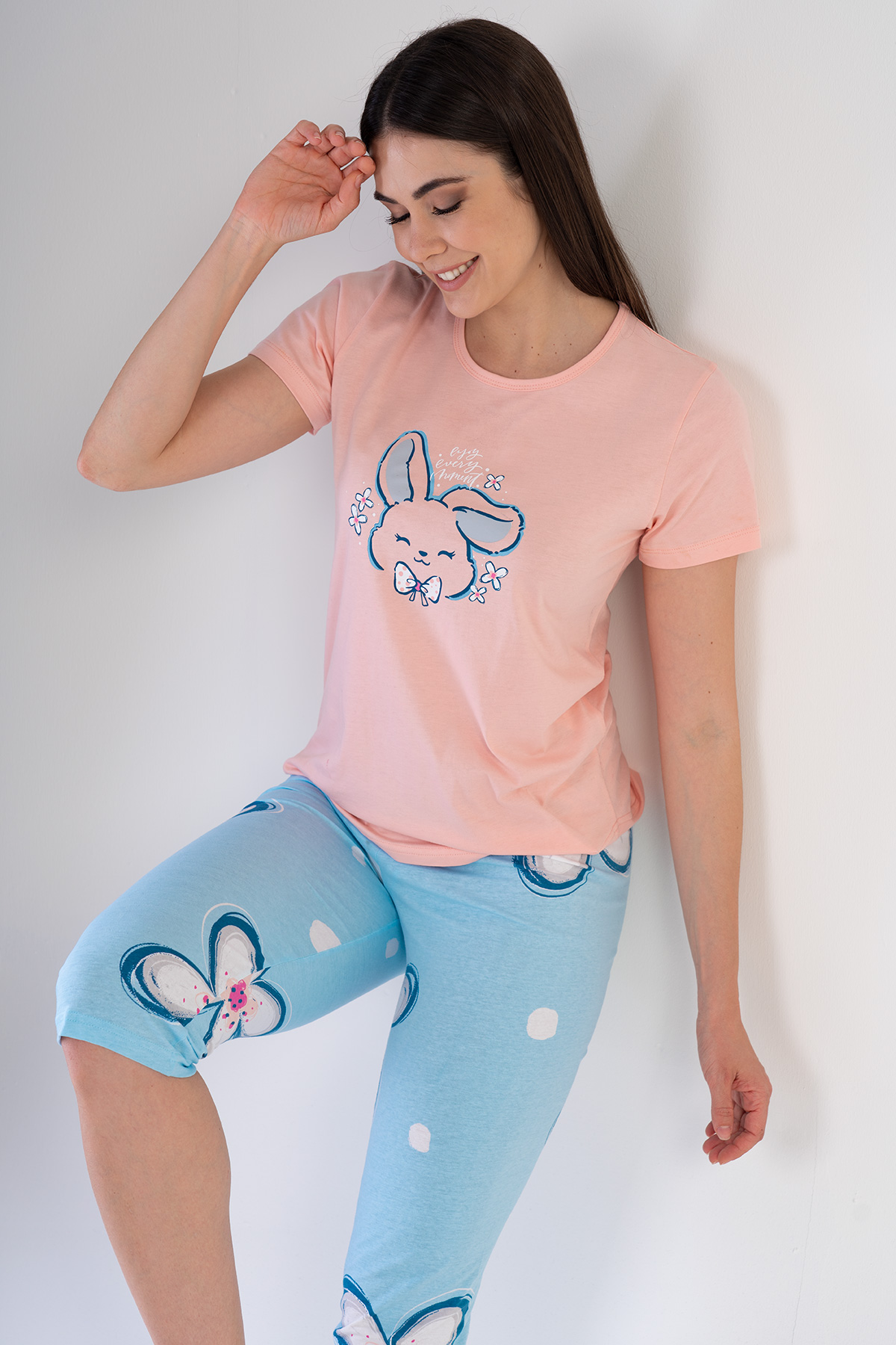Woman Sweet Bunny Capri Set Woman Sweet Bunny Capri Set
