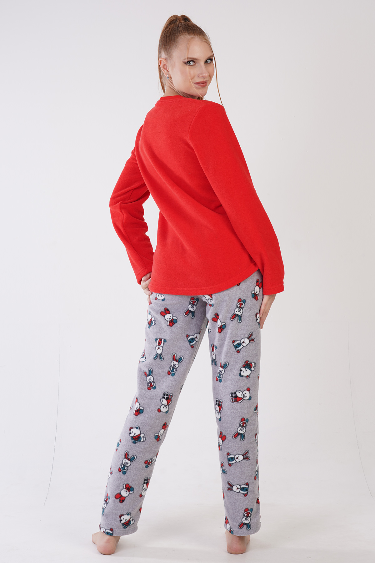 Woman Aila Fleece Long Sleeve Pyjama Set Woman Aila Fleece Long Sleeve Pyjama Set