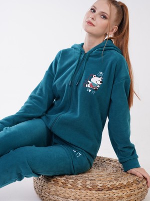 Woman Deila Fleece Long Sleeve Pyjama Set Woman Deila Fleece Long Sleeve Pyjama Set