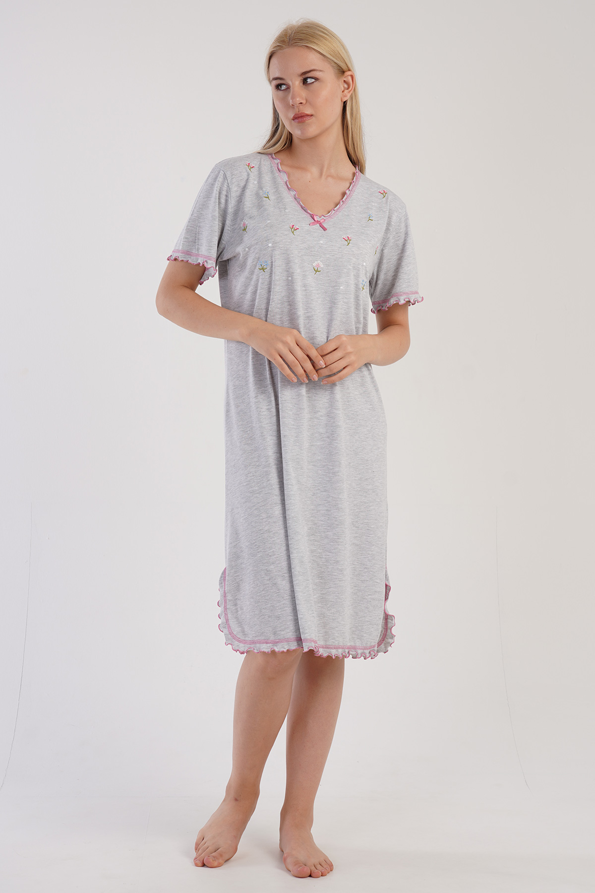 Woman Nereta Grandma Nightgown Woman Nereta Grandma Nightgown