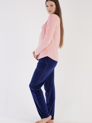Woman Velvet Nice Pyjama Set Woman Velvet Nice Pyjama Set