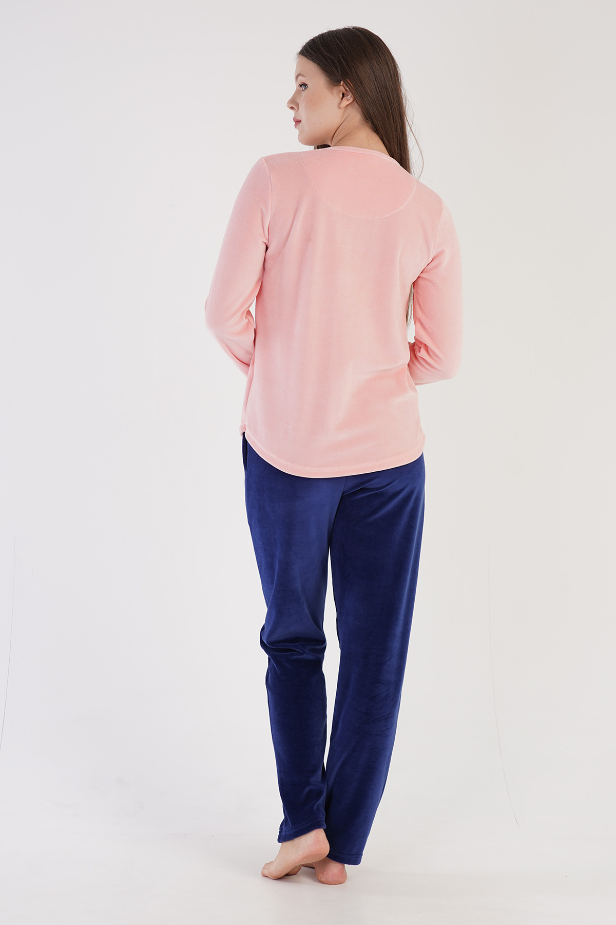Woman Velvet Nice Pyjama Set Woman Velvet Nice Pyjama Set