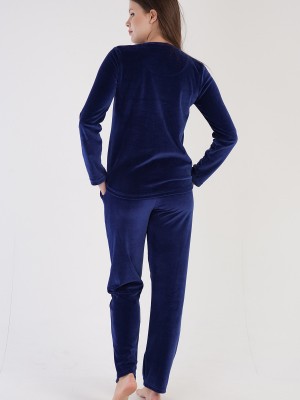 Woman Velvet Nice Pyjama Set Woman Velvet Nice Pyjama Set
