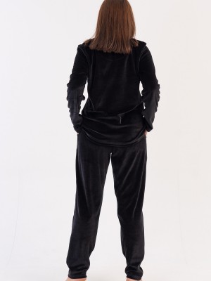 Woman Big Size Black Velvet Pyjama Set Woman Big Size Black Velvet Pyjama Set