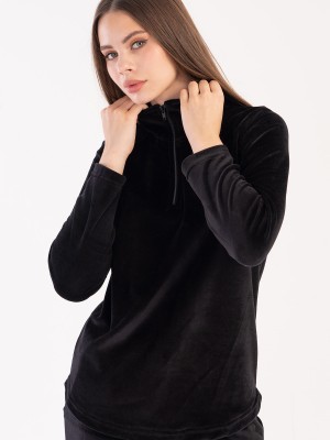 Woman Black Velvet Pyjama Set Woman Black Velvet Pyjama Set