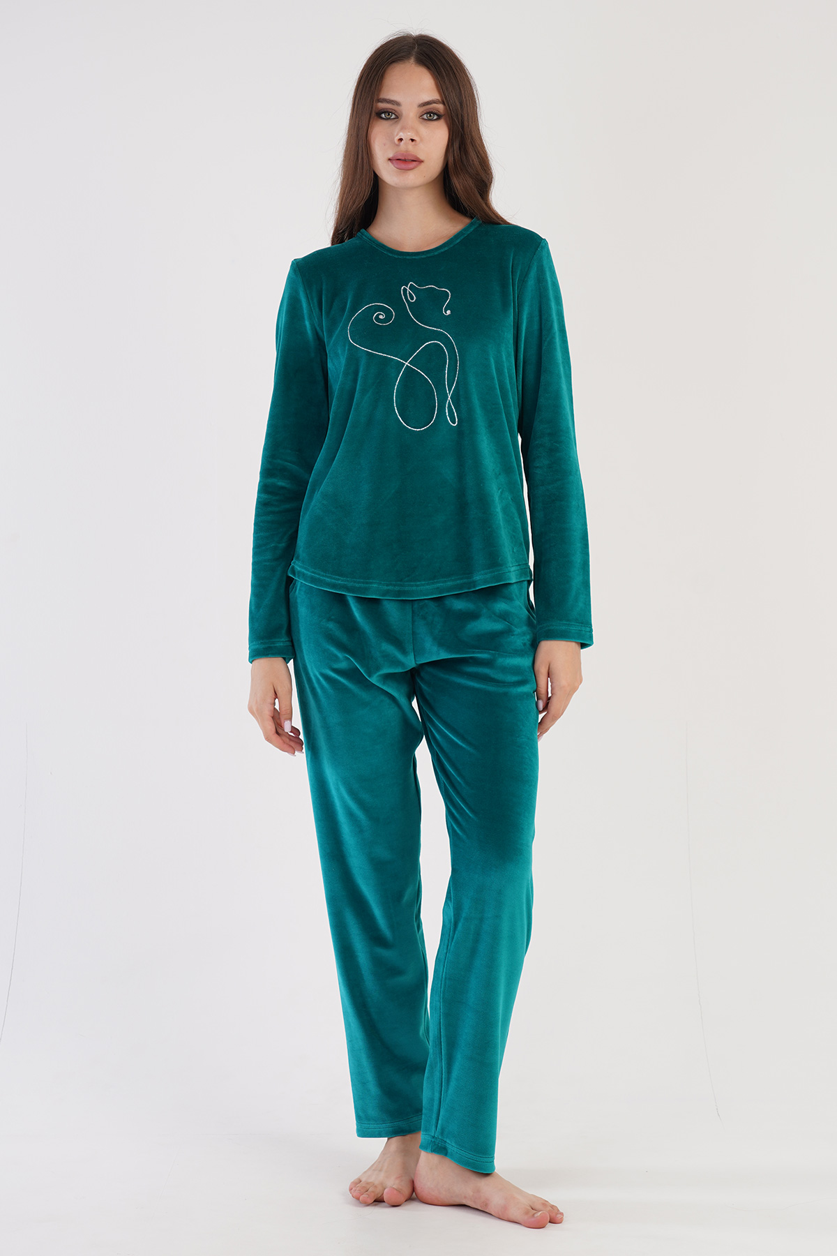 Woman Silver Pine Velvet Pyjama Set Woman Silver Pine Velvet Pyjama Set