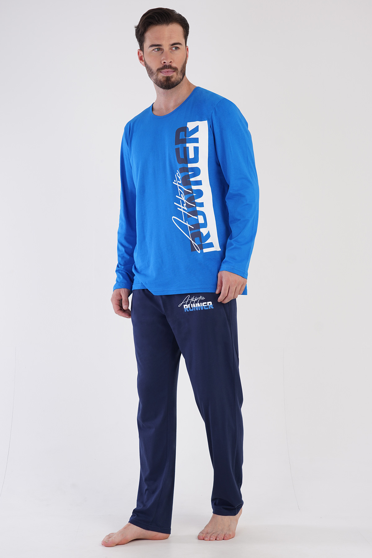 Man Runner Pyjama Set Man Runner Pyjama Set