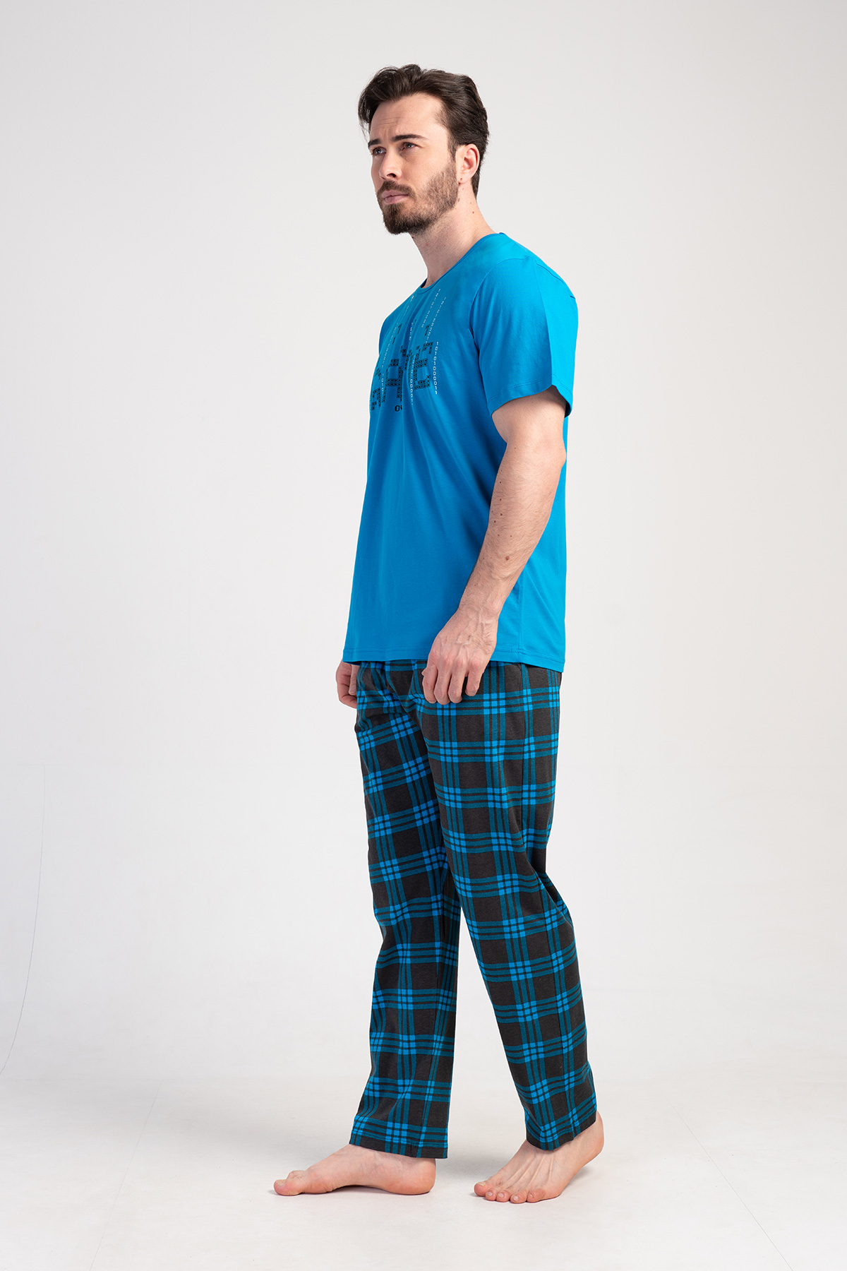Man Gamer Supreme Pocket Detail Pyjama Set Man Gamer Supreme Pocket Detail Pyjama Set