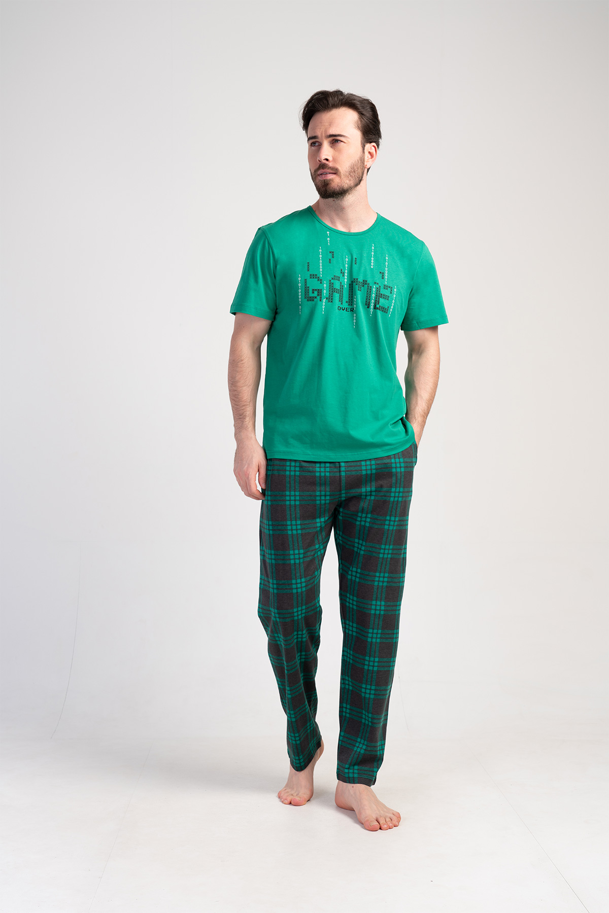 Man Gamer Supreme Pocket Detail Pyjama Set Man Gamer Supreme Pocket Detail Pyjama Set