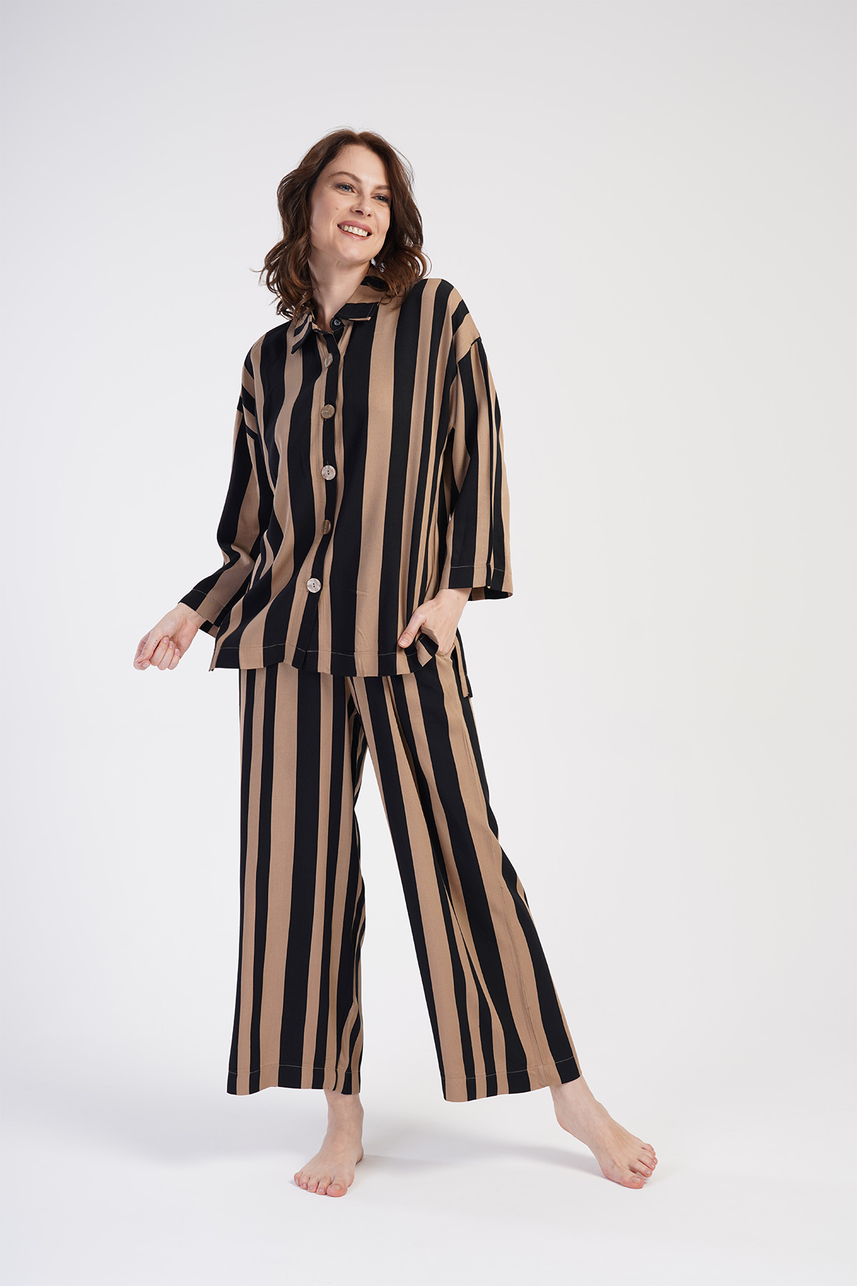 Woman Belmando Shirt Collar Line Pyjama Set Woman Belmando Shirt Collar Line Pyjama Set