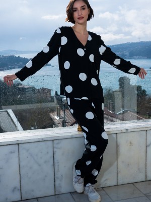 Woman Belmando Black Buttoned Pyjama Set Woman Belmando Black Buttoned Pyjama Set