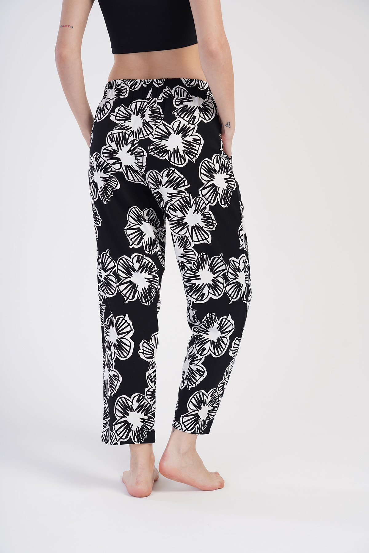 Woman Belmando Flower Pattern Pyjama Separate Woman Belmando Flower Pattern Pyjama Separate