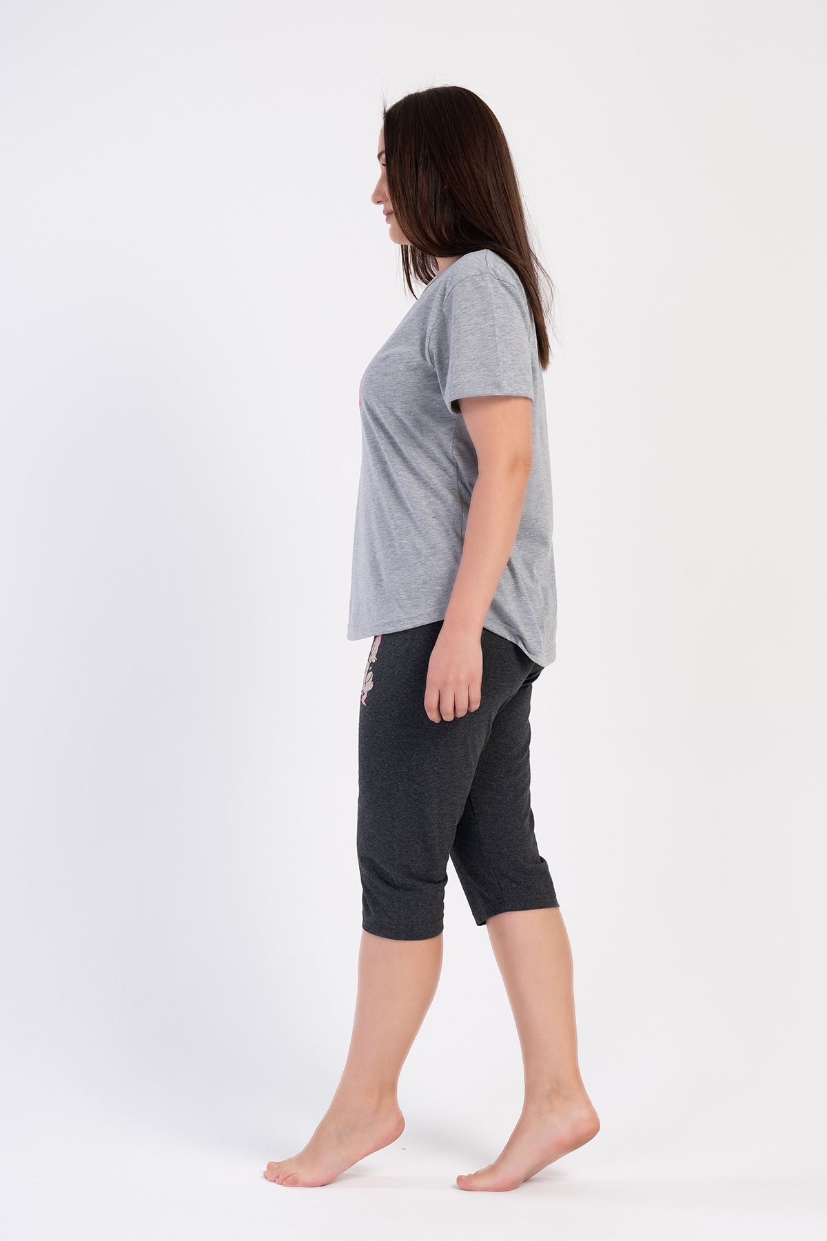 Woman Big Size Supreme Heya Capri Set Woman Big Size Supreme Heya Capri Set